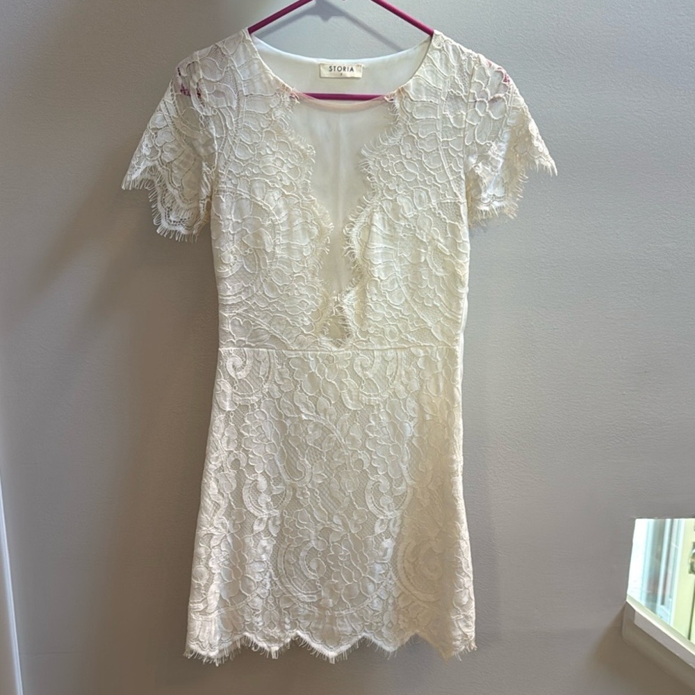 Storia Ivory Lace Dress